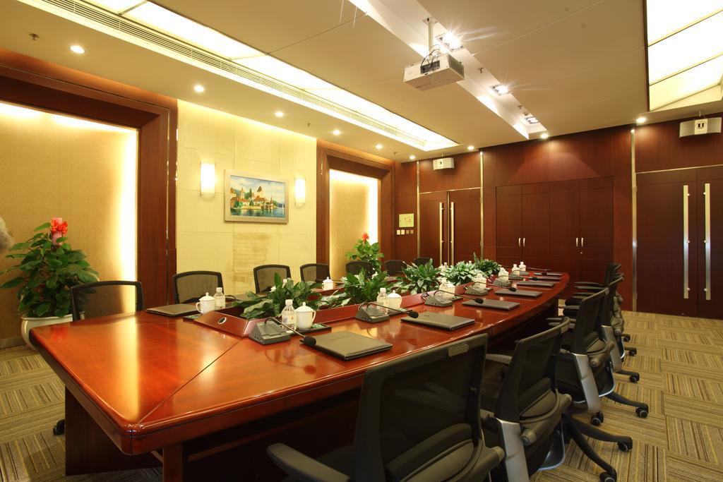 Beijing Wuhuan Hotel Exterior photo