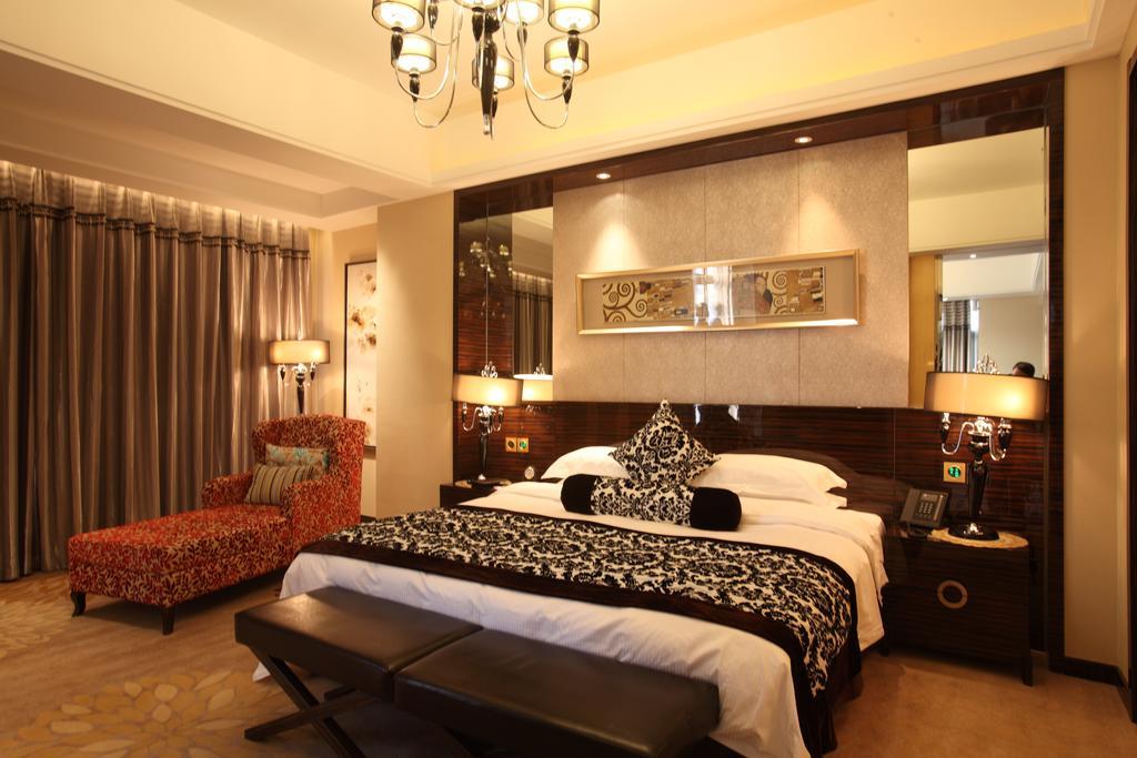 Beijing Wuhuan Hotel Room photo
