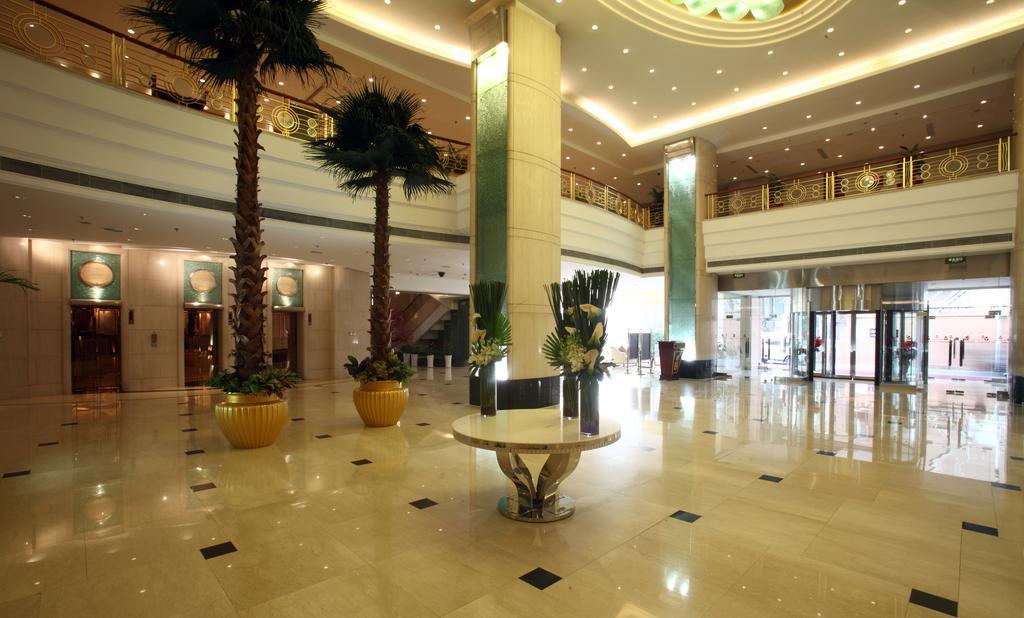 Beijing Wuhuan Hotel Exterior photo