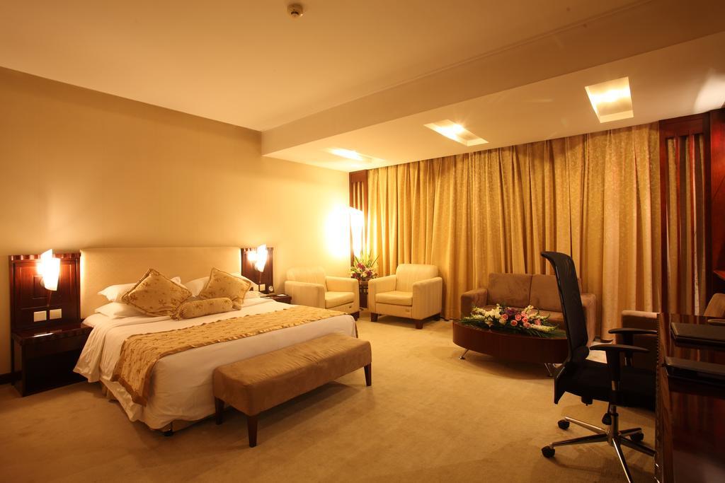 Beijing Wuhuan Hotel Room photo