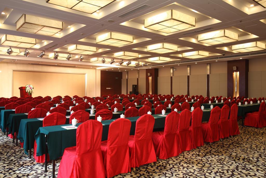 Beijing Wuhuan Hotel Exterior photo